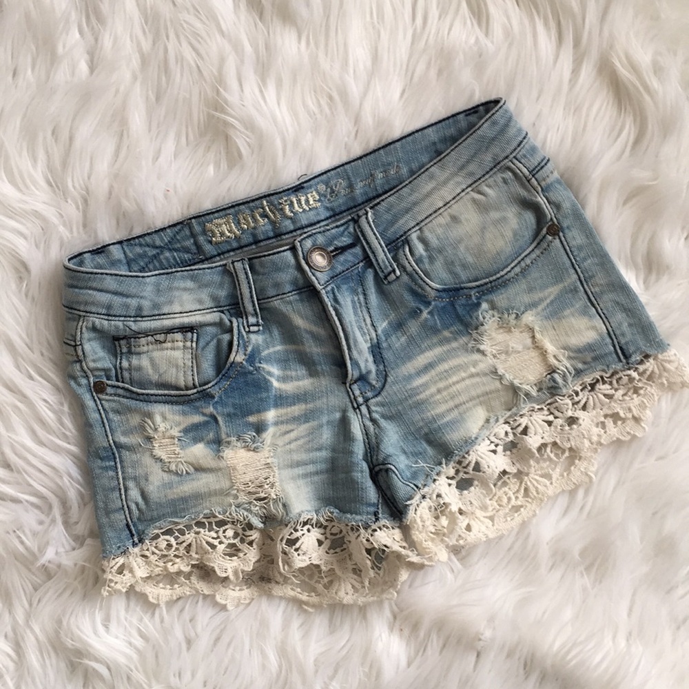 Lace Trim Denim Shorts